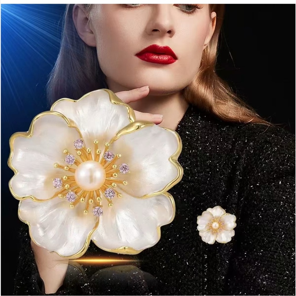 Elegant Gold and White Floral Brooch